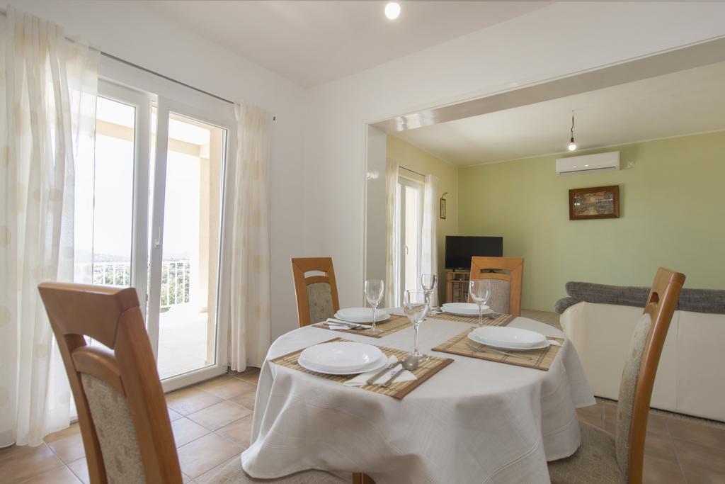 Bulat Sea View Apartments 시베니크 외부 사진